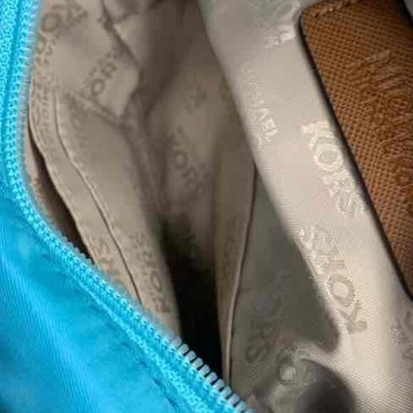 EUC Michael Kors Blue Nylon Pouch - Picture 3 of 5